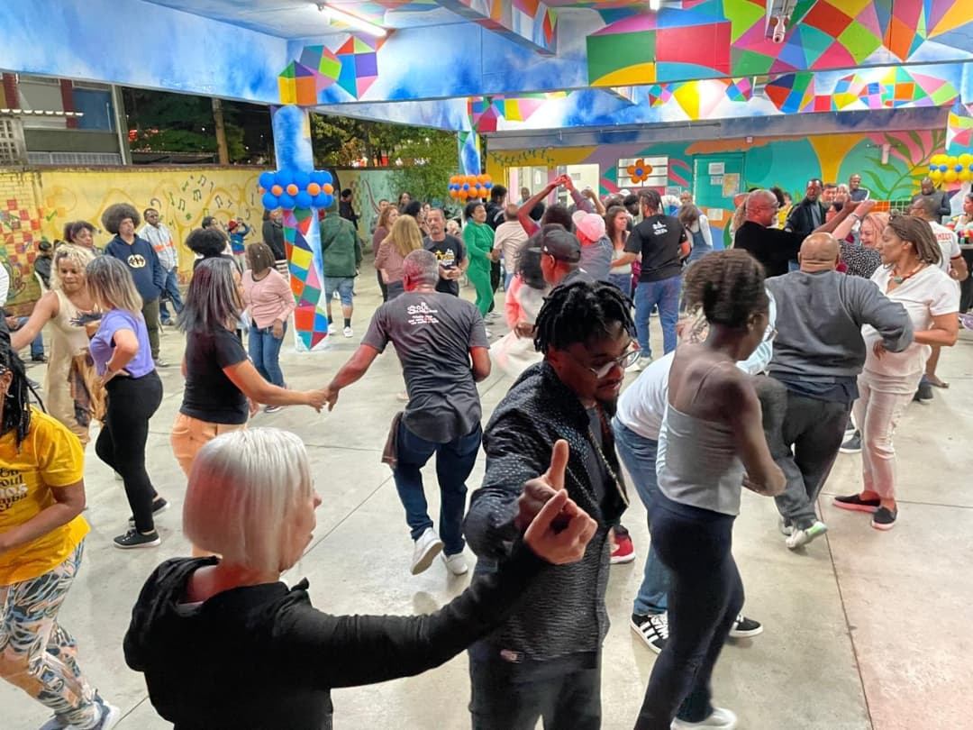Baile de Samba Rock no Campo Limpo